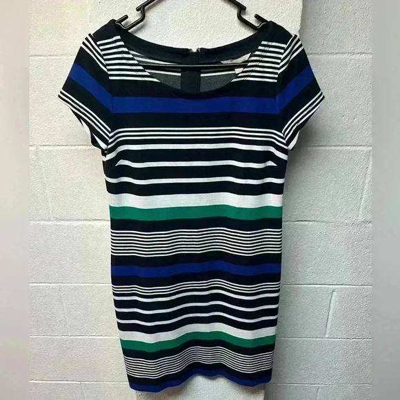 Banana Republic striped dress. Size 6 - Picture 1 of 4